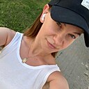 Victoria, 32 года