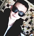 Роман, 21 год