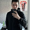 Максим, 22 года