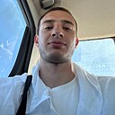 Роман, 23 года
