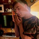 Дамир, 22 года