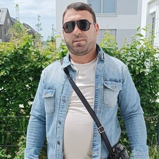 Ghazar, 40 из г. Мюнхен.