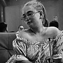 Полина, 23 года