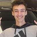 Михаил, 18 лет