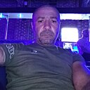 Манвел, 42 года