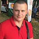 James, 33 года