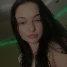 Фотография девушки Каролина, 18 лет из г. Макеевка