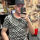 Артем, 24 года