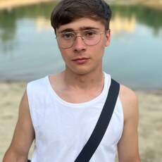 Фотография мужчины Артём, 18 лет из г. Киев