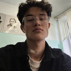 Фотография мужчины Дониёл, 18 лет из г. Екатеринбург
