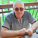 Валерий, 61 год