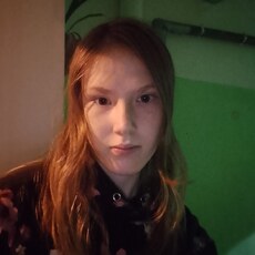 Фотография девушки Вика, 18 лет из г. Новоуральск