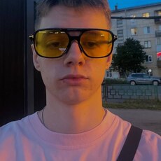 Фотография мужчины Кирилл, 19 лет из г. Краснотурьинск