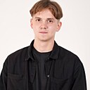 Максим, 22 года