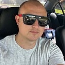 Артем, 33 года