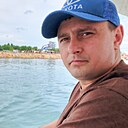 Денис, 33 года