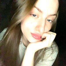 Фотография девушки Ева, 18 лет из г. Нижневартовск