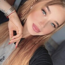 Фотография девушки Арина, 24 года из г. Санкт-Петербург