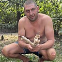 Макс, 32 года