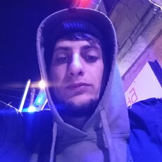 Фотография мужчины Арзуман, 26 лет из г. Череповец