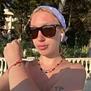 Николь, 23 года