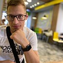 Олег, 27 лет