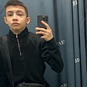 Максим, 18 лет