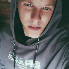 Фотография мужчины Даниил Карелин, 23 года из г. Рославль