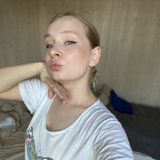 Лора, 26 из г. Санкт-Петербург.