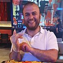 Михаил, 32 года
