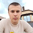 Макс, 24 года