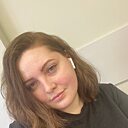 Полина, 22 года
