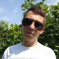 Фотография мужчины Роман, 20 лет из г. Снежное