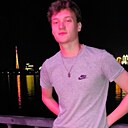 Максим, 20 лет