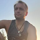 Jey, 43 года