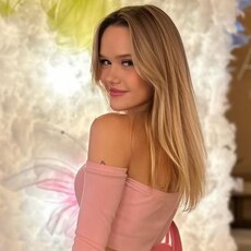 Фотография девушки Анастасия, 20 лет из г. Минск