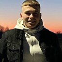 Денис, 22 года