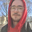Артём, 22 года