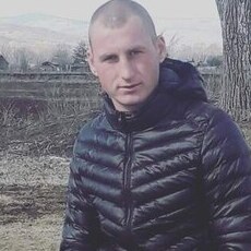 Фотография мужчины Дмитрий, 32 года из г. Корсаков