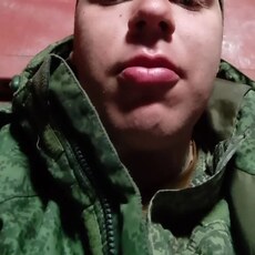 Фотография мужчины Максим, 21 год из г. Брянск