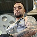 Ден, 34 года
