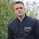 Антон, 22 года