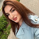 Лии, 23 года
