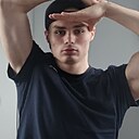 Олег, 21 год