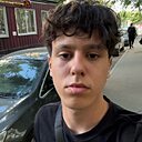 Андрей, 18 лет