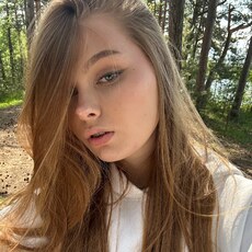 Фотография девушки Лиза, 18 лет из г. Санкт-Петербург