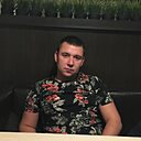 Максим, 34 года