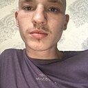 Максим, 24 года
