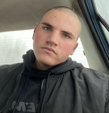 Фотография мужчины Дмитрий, 20 лет из г. Новомихайловский