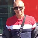 Роман, 33 года